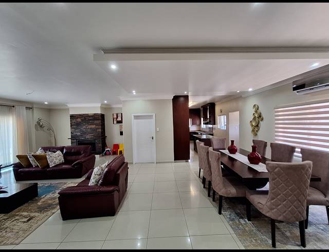 4 BEDROOM FREESTANDING FOR SALE IN UVONGO